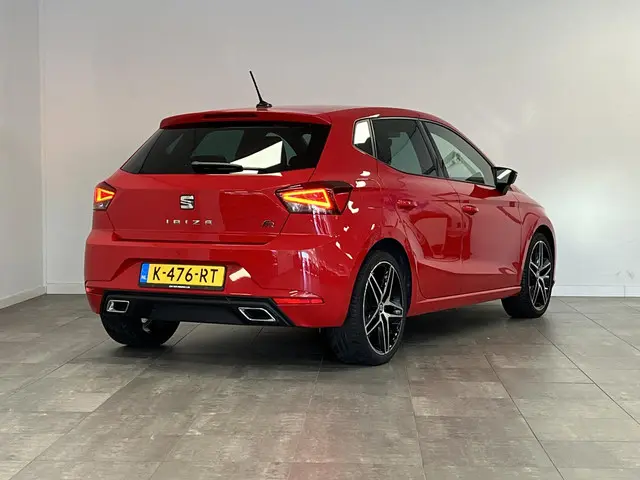SEAT Ibiza 1.0 TSI FR Intense 2021 Benzine 2