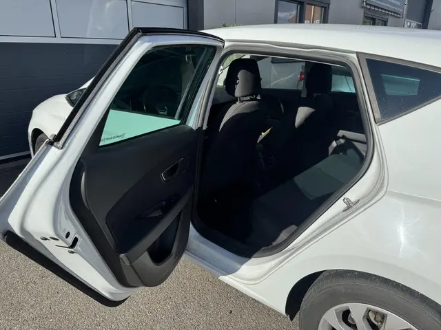 SEAT Leon 1.0 EcoTSI Style Connect 2017 Benzine 18