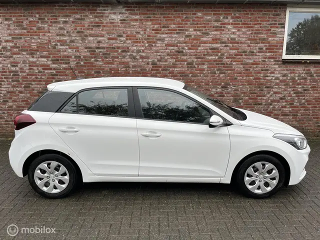 Hyundai i20 1.0 T-GDI Comfort 2019 Benzine 6