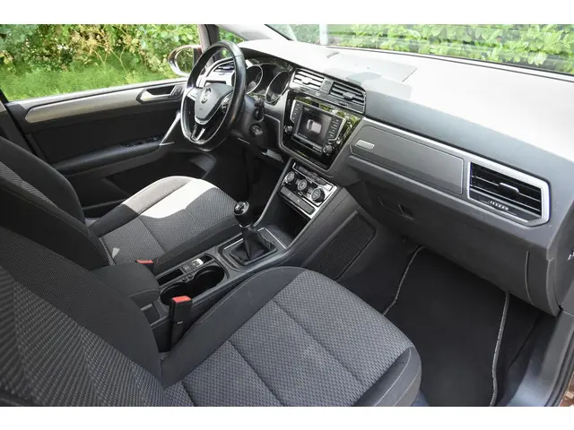 Volkswagen Touran 1.4 TSI Comfortline 2016 Benzine 21