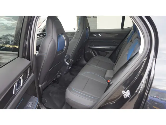 Lynk & Co 01 1.5 PHEV 2023 Hybride Benzine 12