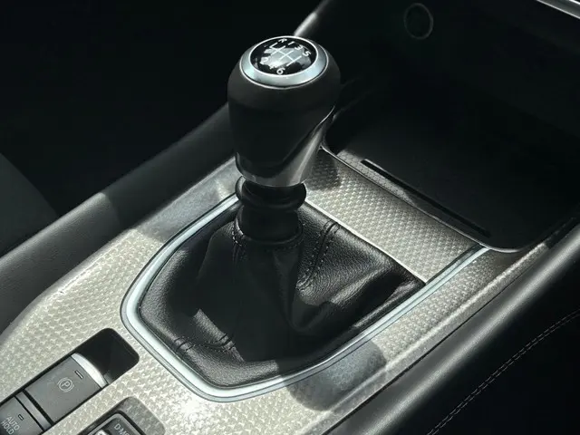 Nissan QASHQAI MHEV 140 MT N-Connecta 2025 Benzine 30