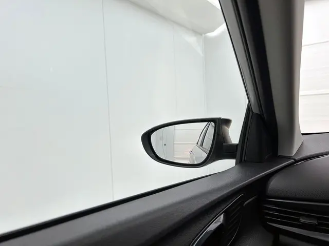 Hyundai i20 1.0 T-GDI 48V 120PK COMFORT 2023 Benzine 24