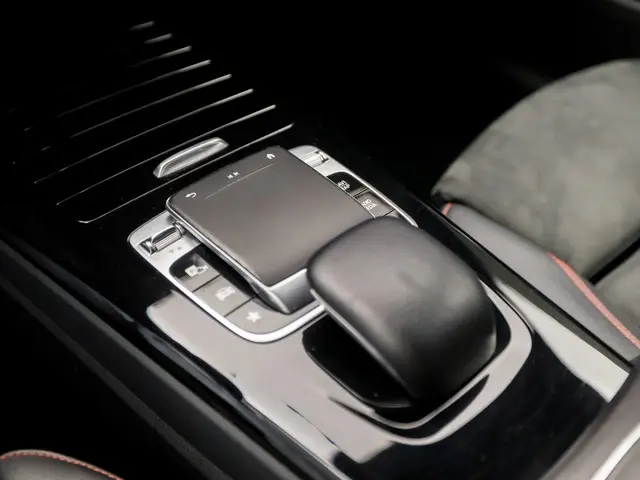 Mercedes-Benz CLA 200 AMG Sport 2019 Benzine 10