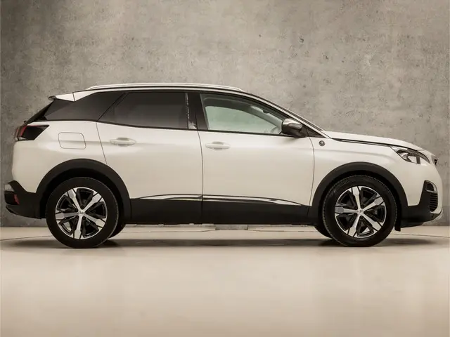 Peugeot 3008 1.2 PureTech GT-Line Sport 2018 Benzine 4