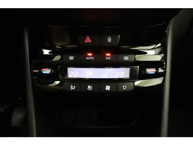 Peugeot 2008 1.2 PureTech Style 2015 Benzine 22