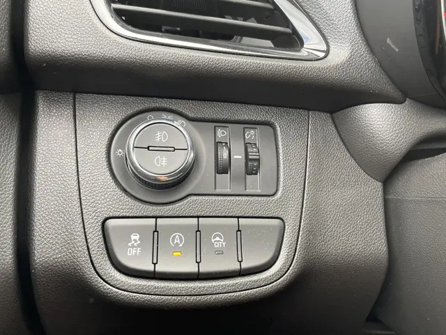 Opel KARL 1.0 Rocks Online Edition 2019 Benzine 19