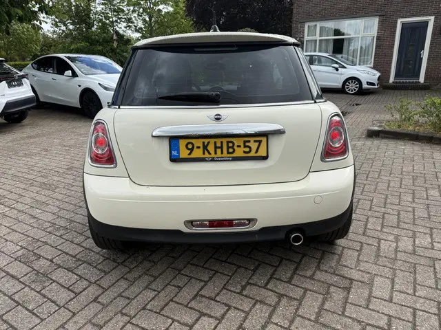 MINI One Mini 1.6 Holland Street 2013 Benzine 13