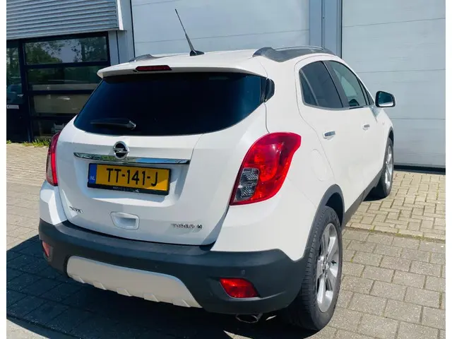 Opel Mokka 1.4 T Cosmo|4x4|Airco|Navi|Camera|Leer| 2012 Benzine 8