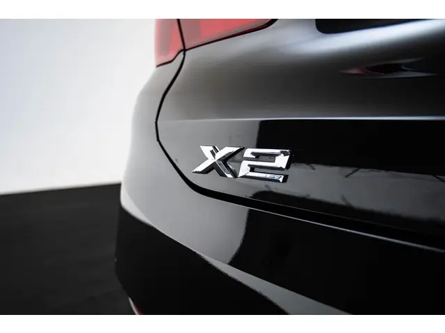 BMW X2 sDrive20i High Executive Edition 2020 Benzine 46