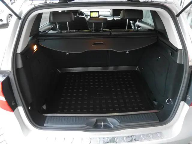 Mercedes-Benz B-Klasse 180 Prestige 2017 Benzine 10