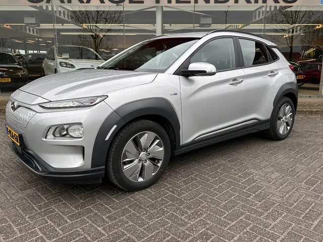 Hyundai Kona 2