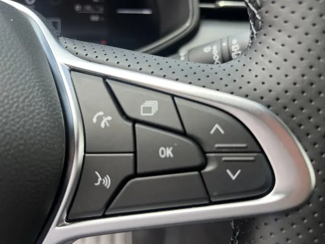 Mitsubishi Colt 1.0T MT First Edition 2024 Benzine 11