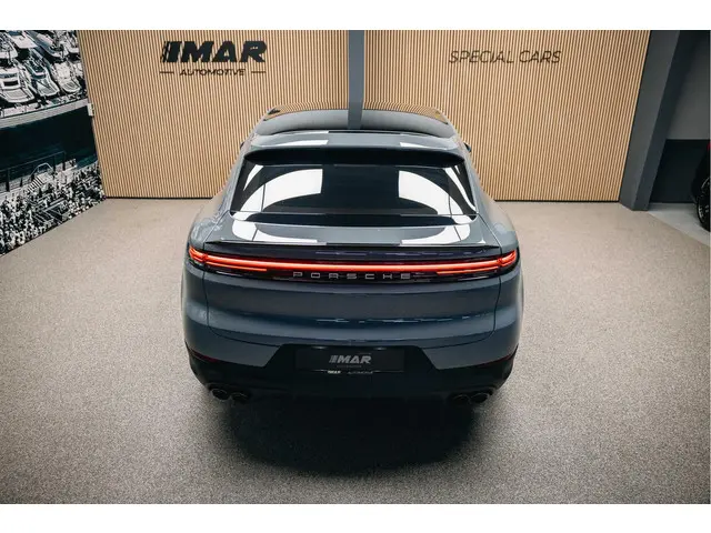 Porsche Cayenne Coupé 3.0 E-Hybrid 2024 Hybride Benzine 14