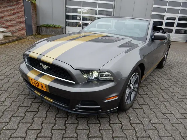 Ford Mustang USA 3.7 V6 Cabrio 2014 Benzine 2
