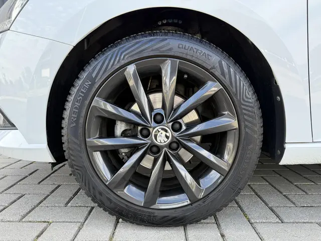 Škoda Fabia Combi 1.0 TSI Sport Business 2020 Benzine 38