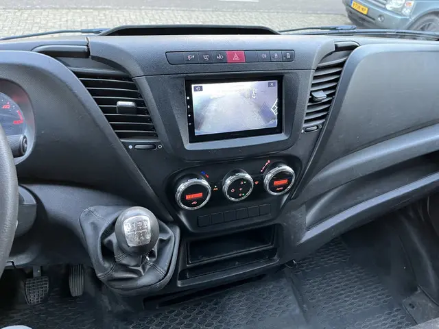 Iveco Daily 35C16V 2.3 352 H2 L 2017 Diesel 21