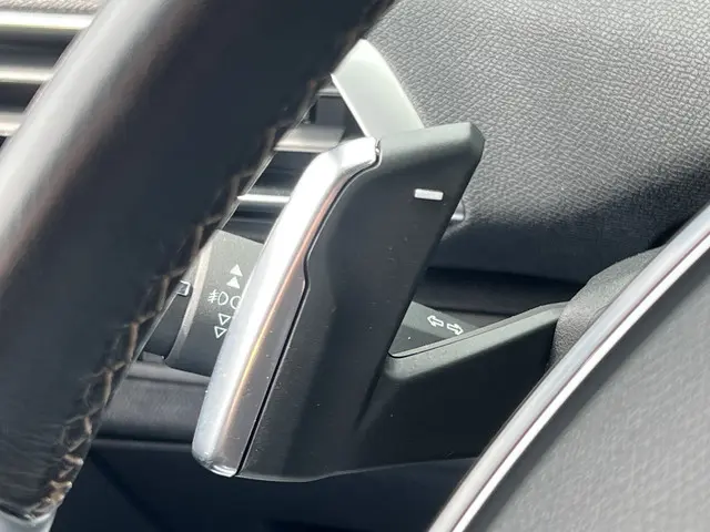 Peugeot 3008 1.6 e-THP GT Line 2018 Benzine 40