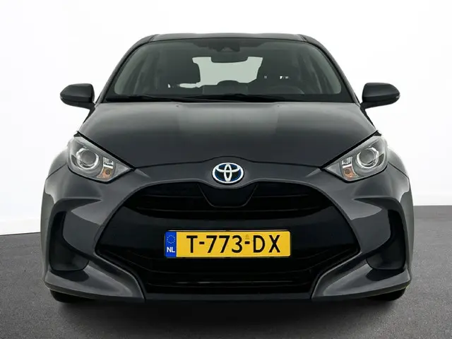 Toyota Yaris 1.5 Hybrid Active Auto. 2023 Hybride Benzine 5