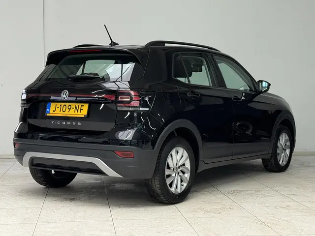 Volkswagen T-Cross 2