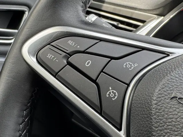 Renault Captur 1.0 TCe 100 Intens 2020 Benzine 28