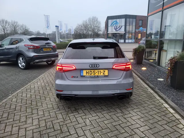 Audi RS3 A3 Sportback 2.5 TFSI quattro 2018 Benzine 6