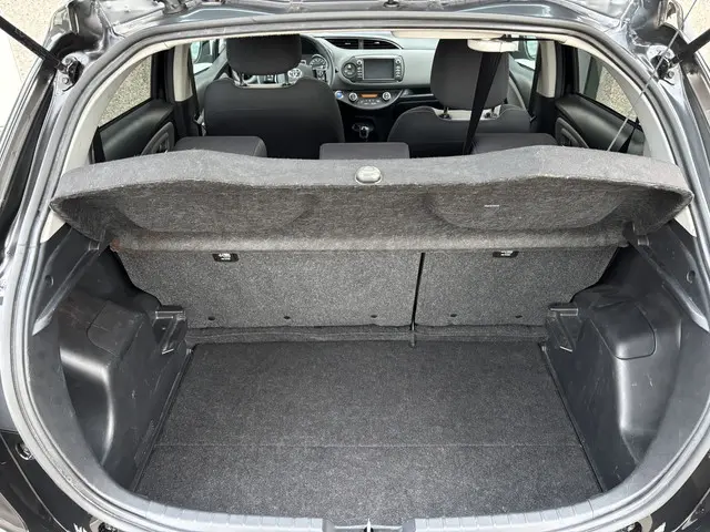 Toyota Yaris 1.5 Hybrid Dynamic 2019 Hybride Benzine 11
