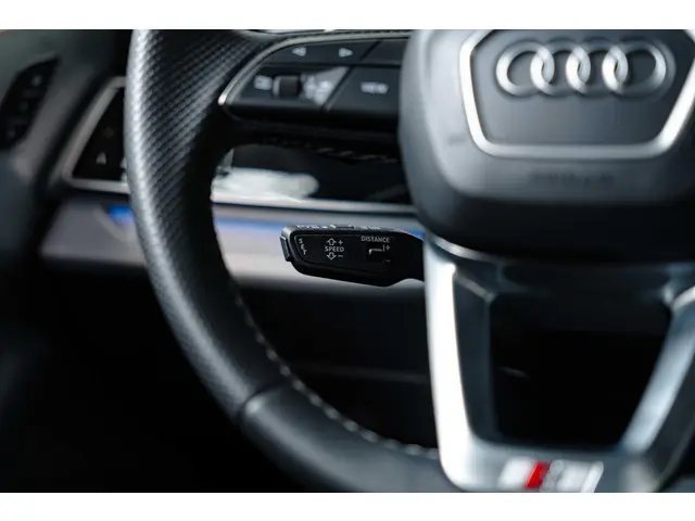Audi SQ8 4.0 TFSI SQ8 quattro 2021 Benzine 26