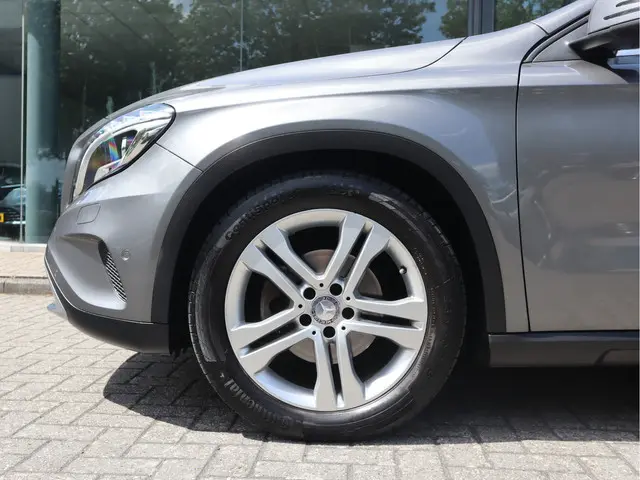 Mercedes-Benz GLA 200 Ambition Comfort 2014 Benzine 8
