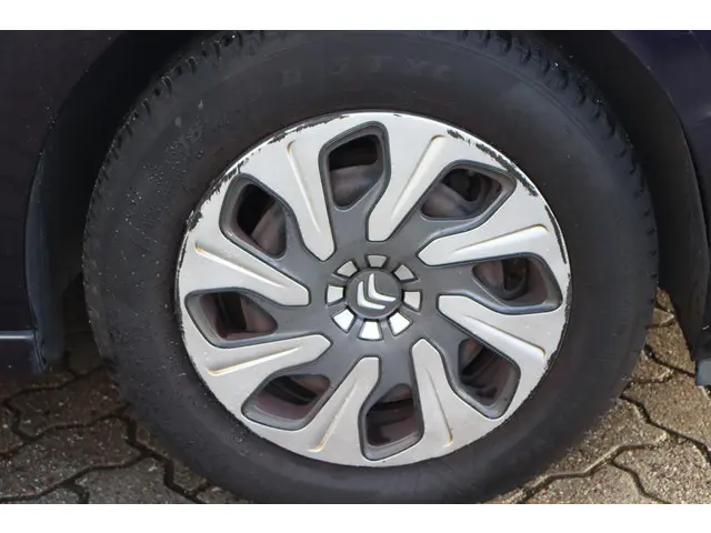 Citroën C3 1.0 VTi Attraction 2014 Benzine 12