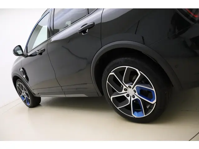 Lynk & Co 01 1.5 2023 Hybride Benzine 18