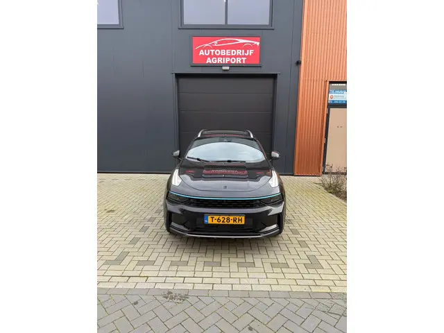 Lynk & Co 01 1.5 2023 Hybride Benzine 2