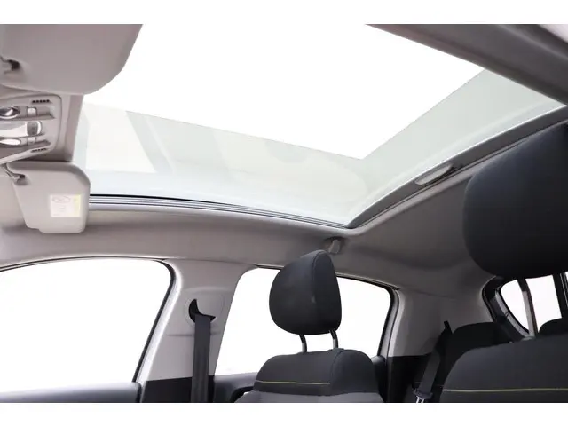 Citroën C3 1.2 PureTech S&S Feel Edition 2019 Benzine 17