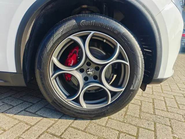 Alfa Romeo Stelvio 2.0 T AWD B-Tech 2019 Benzine 8