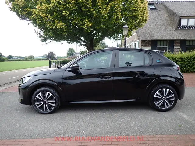 Peugeot e-208 EV Active 50 kWh 2023 Elektrisch 7