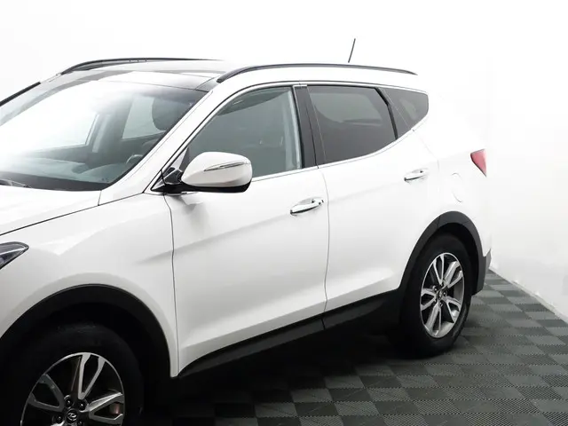 Hyundai Santa Fe 2.4i GDI Business Edition 2013 Benzine 29