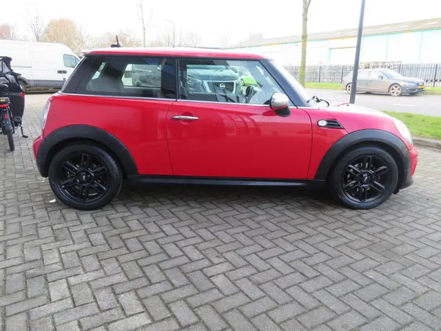 MINI One Mini 1.6 Holland Street 2013 Benzine 6