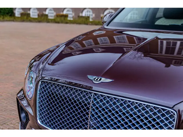 Bentley Bentayga 3.0 V6 Hybrid 2022 Hybride Benzine 100