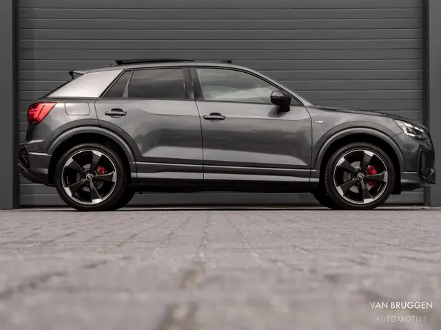 Audi Q2 35 TFSI S-Line 2021 Benzine 19