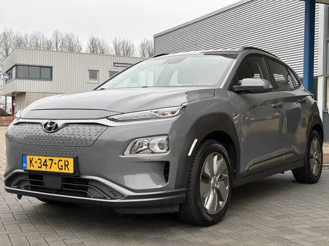 Hyundai Kona 3