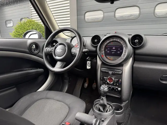 MINI Countryman Mini 1.6 One Chili 2015 Benzine 3