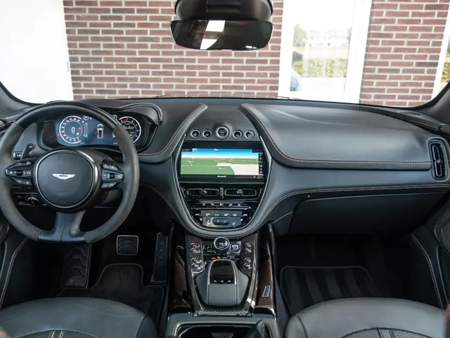 Aston Martin DBX 4.0 V8 707 2023 Benzine 7