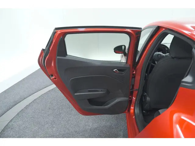 Renault Clio TCe 90 GPF Evolution 2024 Benzine 69