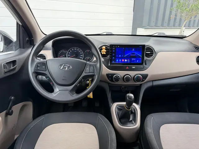 Hyundai i10 1.0i i-Drive MOOIE AUTO/80DKM 2016 Benzine 10