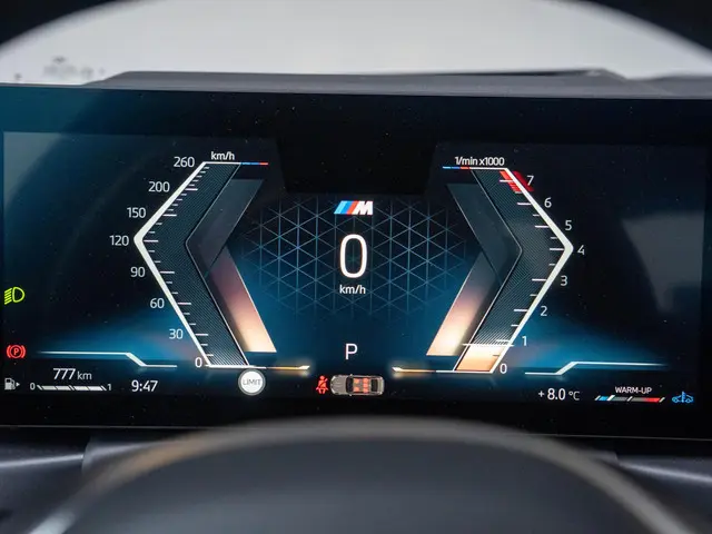 BMW 3 Serie Sedan 320i 2025 Benzine 19