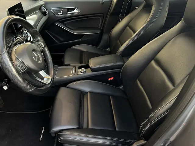 Mercedes-Benz GLA 180 AMG Aut 2019 Benzine 2