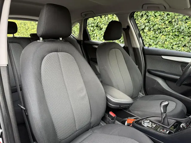 BMW 2 Serie Active Tourer 218i Executive 2014 Benzine 12