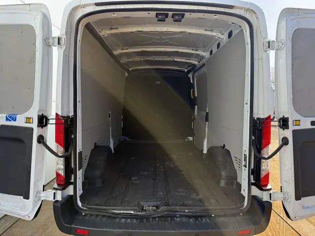 Ford Transit 2.0 TDCI 130PK 2024 Diesel 12