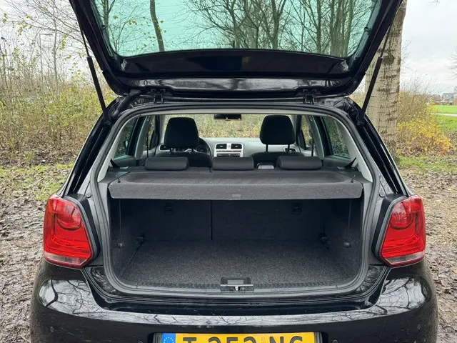 Volkswagen Polo 1.2 Easyline 2013 Benzine 21