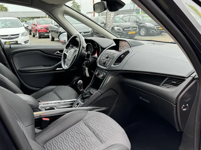 Opel Zafira Tourer 1.4 Business Edition 7p. 2012 Benzine 12